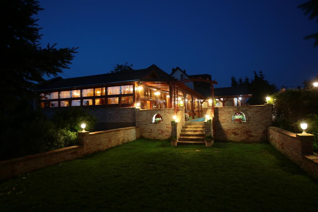 Bed & Breakfast Vándor Vigadó 3*